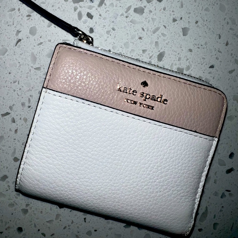 Kate Spade Wallet - color block white/beige